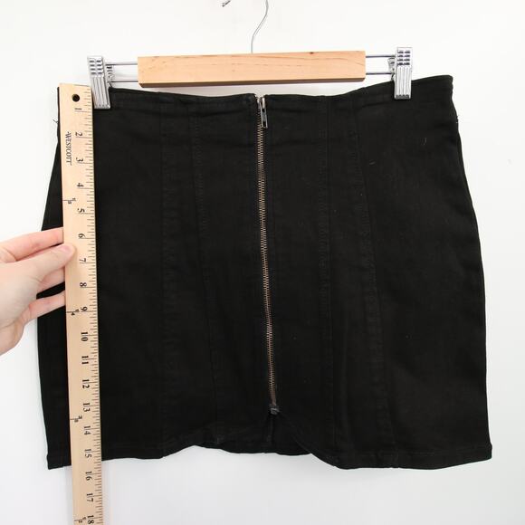 Free People Skirt Black Denim Front Zip Mini High Rise Layla Sexy We the Free 10 - Picture 4 of 10